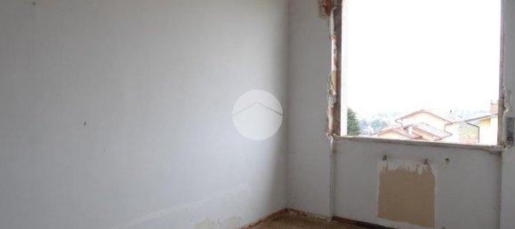 4 bedrooms House in Stradella, Italy No. 129481 30