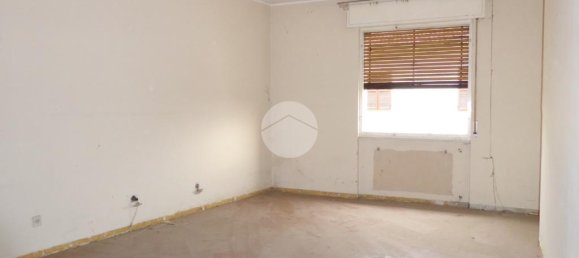 4 bedrooms House in Stradella, Italy No. 129481 8