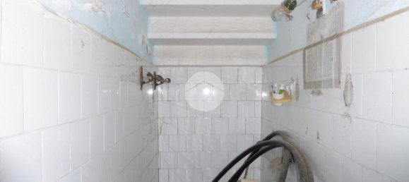 4 bedrooms House in Stradella, Italy No. 129481 17