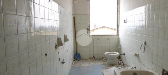 4 bedrooms House in Stradella, Italy No. 129481 15