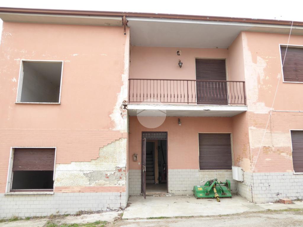 4 bedrooms House in Stradella, Italy No. 129481