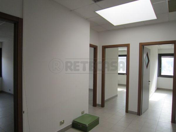 Escritório em Siena, Italy 95 m² N.º 327053