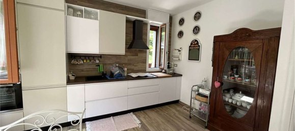 2 rooms Apartment in Spinone al Lago, Italy No. 152059 9