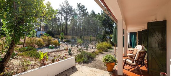 Estudio en Marinha Grande, Portugal No. 27470 23