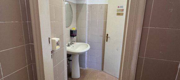 360m² Commercial property in Tresignana, Italy No. 322449 8