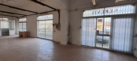 360m² Commercial property in Tresignana, Italy No. 322449 4