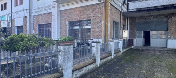 360m² Commercial property in Tresignana, Italy No. 322449 2