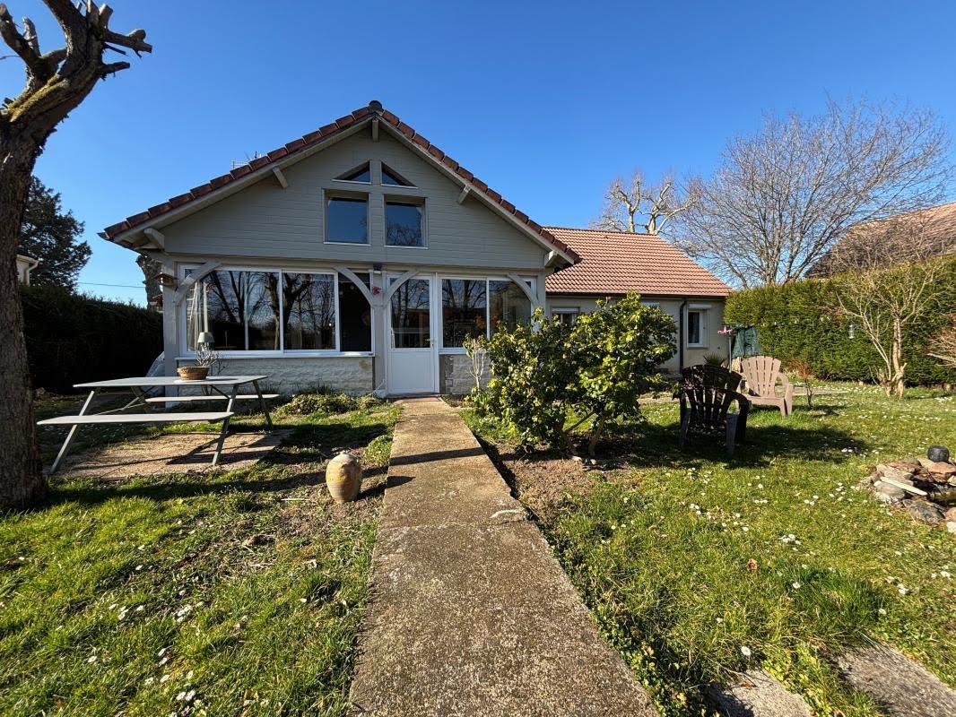 Casa de 4 dormitorios en Cote-d'Or, France No. 192880