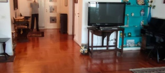 8 rooms Apartment in Savona, Italy No. 161658 3