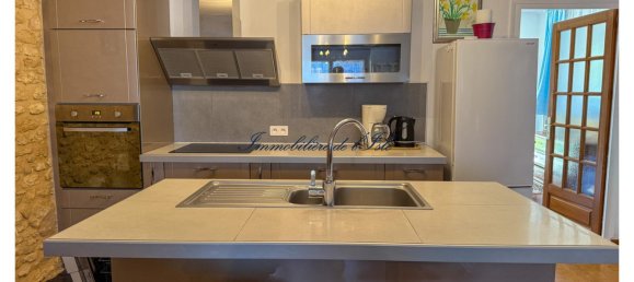 Квартира с 4 спальнями в Дордонь, Франция № 361315 6