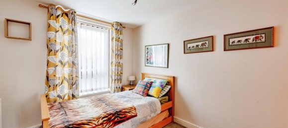 2 bedrooms Apartment in Crawley, United Kingdom No. 6288 13
