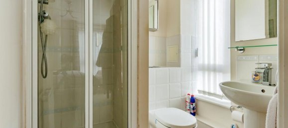 2 bedrooms Apartment in Crawley, United Kingdom No. 6288 11