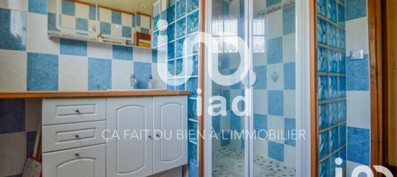 Casa de 6 dormitorios en Mont-pres-Chambord, France No. 229446 7