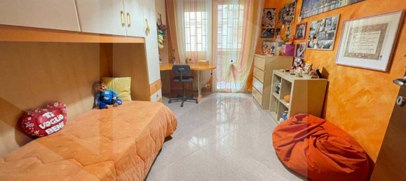 5-Zimmer Gewerbliche Immobilie in Bari, Italy, Nr. 23737 8