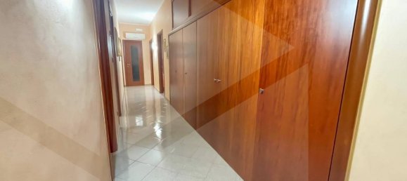 5-Zimmer Gewerbliche Immobilie in Bari, Italy, Nr. 23737 41