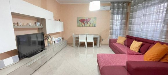 5-Zimmer Gewerbliche Immobilie in Bari, Italy, Nr. 23737 2