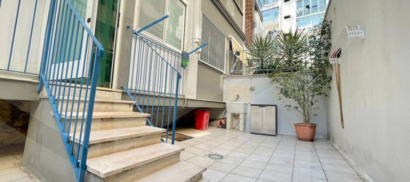 5-Zimmer Gewerbliche Immobilie in Bari, Italy, Nr. 23737 7