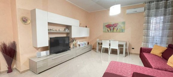 5-Zimmer Gewerbliche Immobilie in Bari, Italy, Nr. 23737 16