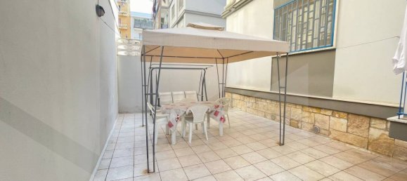 5-Zimmer Gewerbliche Immobilie in Bari, Italy, Nr. 23737 14