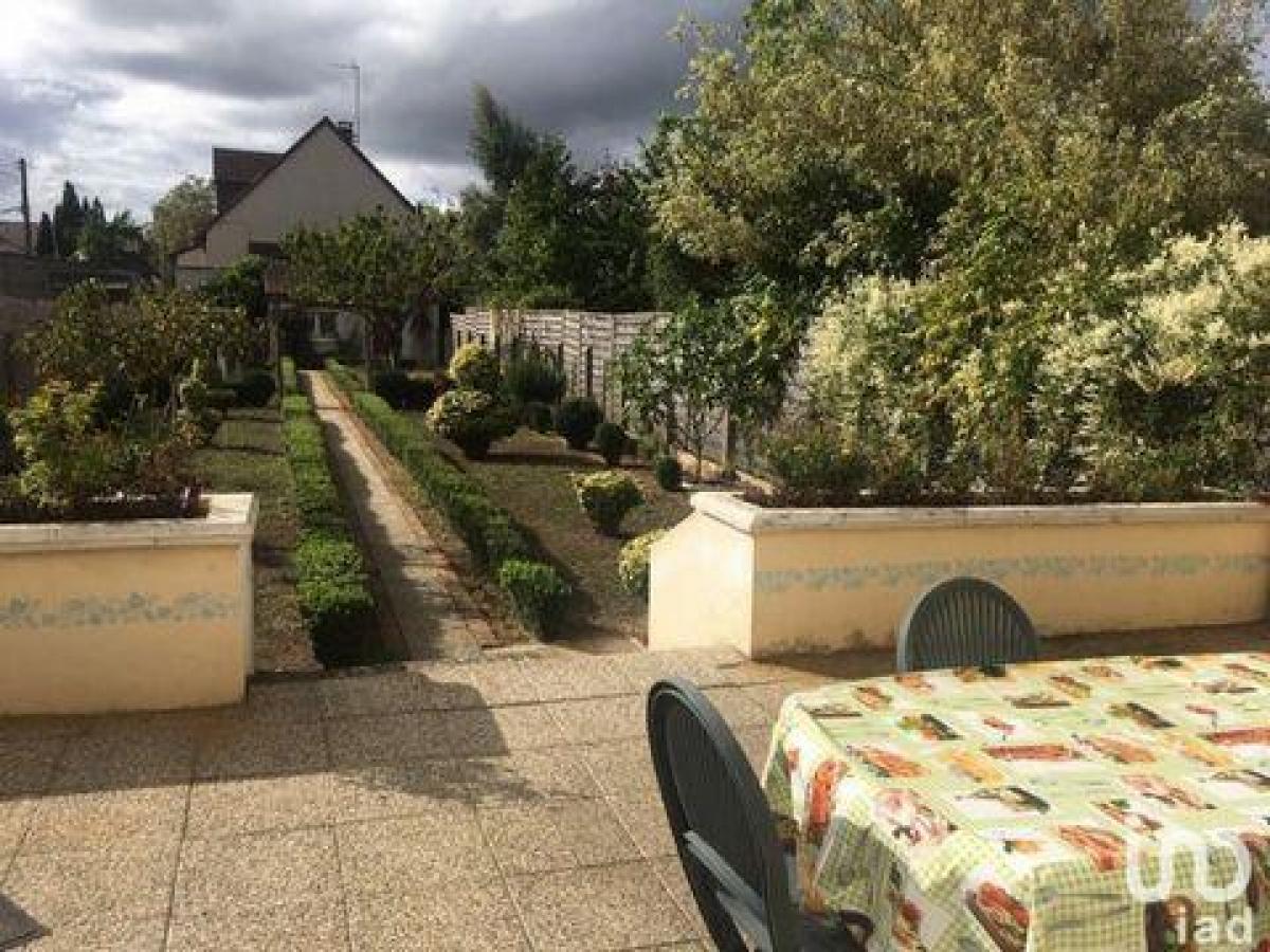 4 bedrooms House in Le Mans, France No. 31978