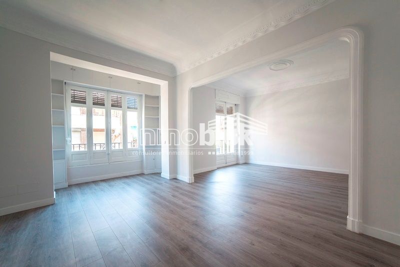 Apartamento T4 em Madrid, Spain N.º 77924