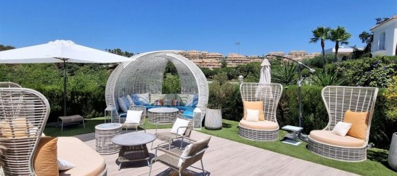 Villa de 5 dormitorios en Marbella, Spain No. 167466 4