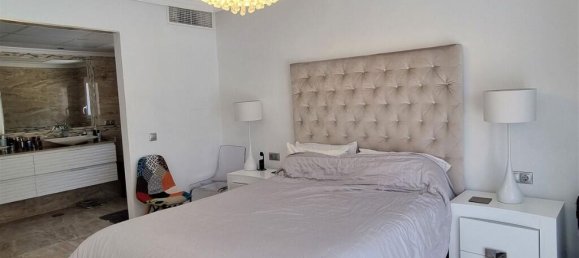 Villa de 5 dormitorios en Marbella, Spain No. 167466 21