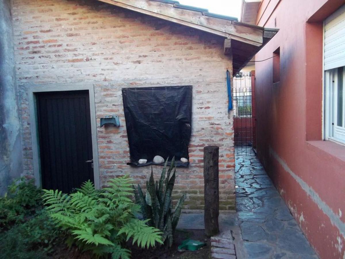 Дом с 3 спальнями в Сан Исидро, Аргентина № 64013