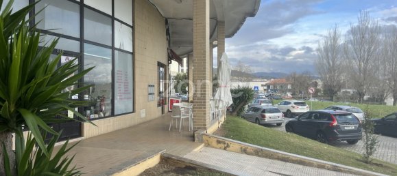 24m² Commercial property in Viana do Castelo, Portugal No. 90731 18