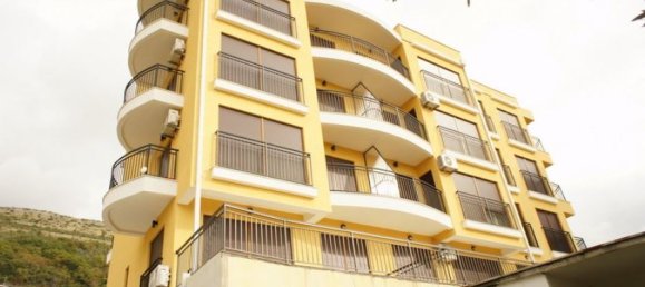 3 bedrooms Apartment in Budva, Montenegro No. 166 3