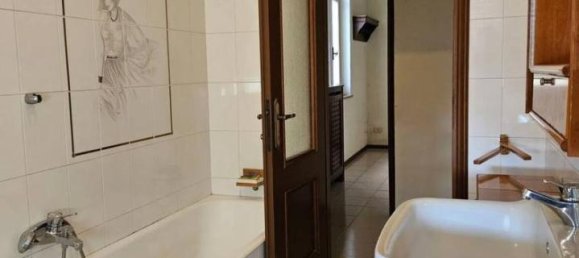 5-Zimmer Wohnung in Voghera, Italy, Nr. 29454 24