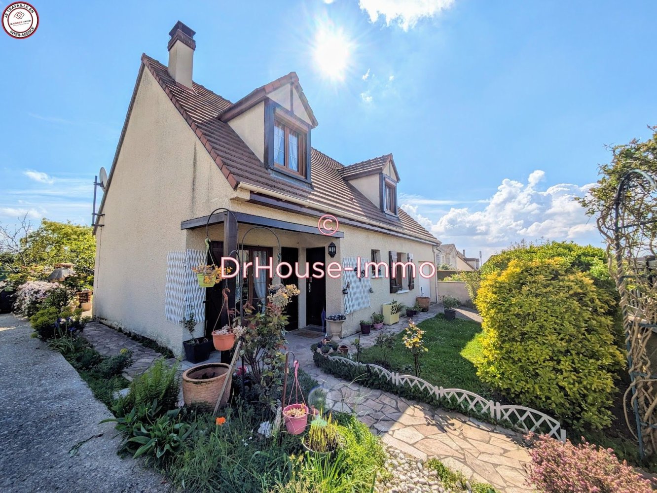 4 bedrooms House in Chanteloup-les-Vignes, France No. 115593