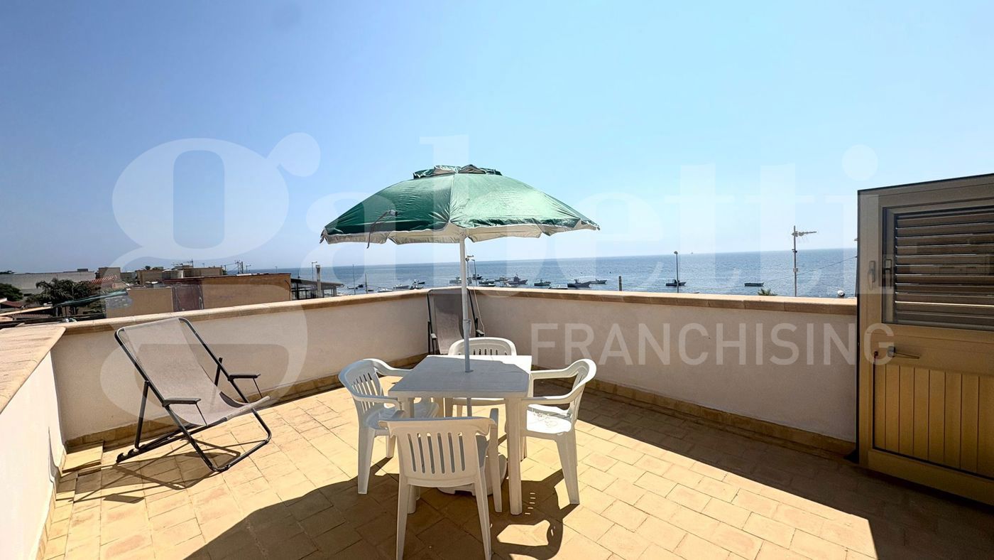 2 Schlafzimmer Haus in Petrosino, Italy, Nr. 351418