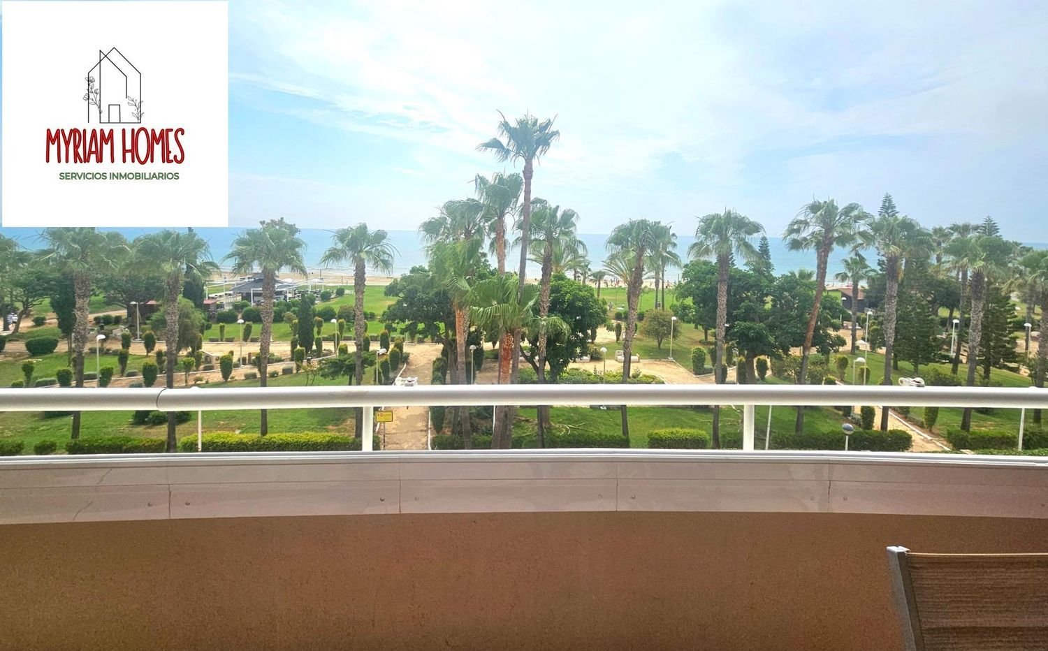 Квартира с 2 спальнями в Марина д'Ор, Испания № 146775