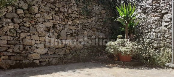 1 bedroom Apartment in Portovenere, Italy No. 200879 3