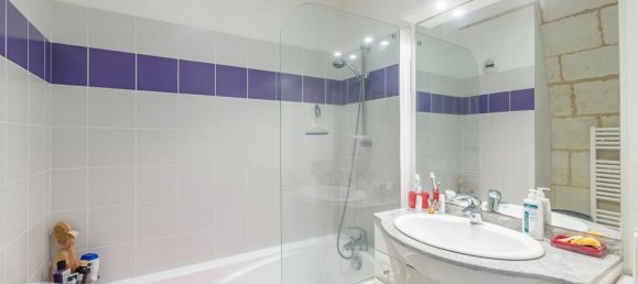 Apartamento de 2 dormitorios en Chinon, France No. 49698 8