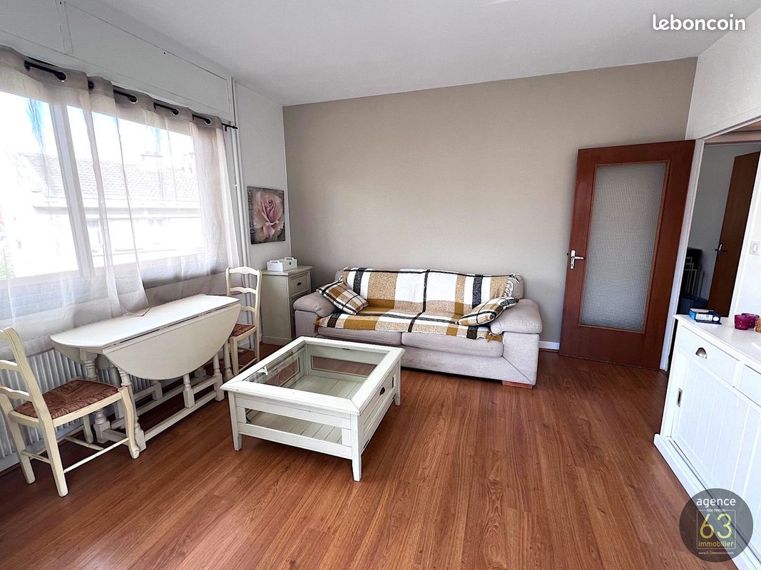 1 Schlafzimmer Wohnung in Royat, France, Nr. 268220