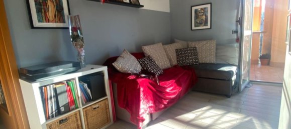 3 rooms Apartment in Urbania, Italy No. 17459 9