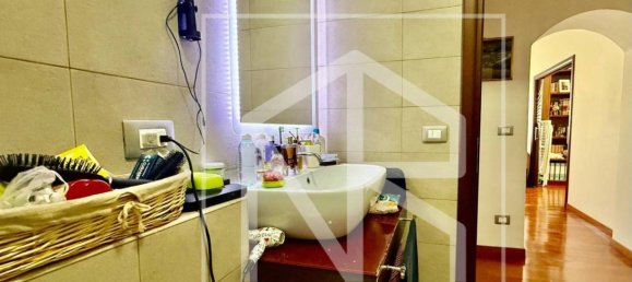 Apartamento de 3 dormitorios en Rome, Italy No. 318392 20