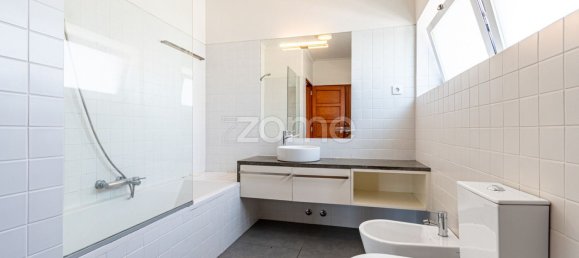 Casa de 5 dormitorios en Cascais, Portugal No. 88198 4