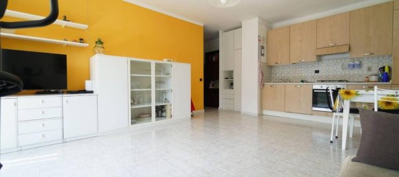 2غرفة شقة في Cologno Monzese, Italy رقم 35377 6