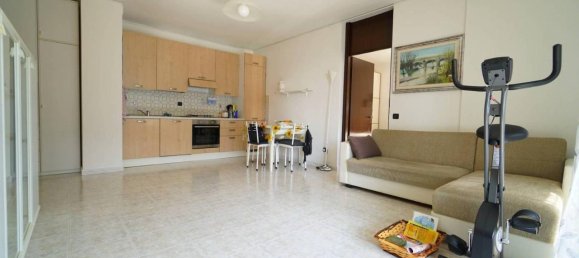 2غرفة شقة في Cologno Monzese, Italy رقم 35377 5