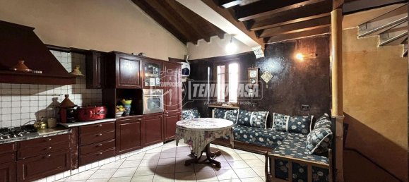 2 rooms House in Chiari, Italy No. 93882 6