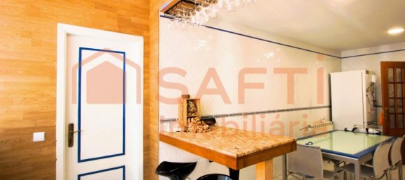 5 Schlafzimmer Doppelhaus in Leiria, Portugal, Nr. 295795 10