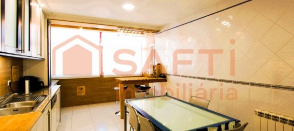 5 Schlafzimmer Doppelhaus in Leiria, Portugal, Nr. 295795 8