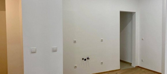 2 rooms Apartment in Ottakring, Austria No. 181748 2
