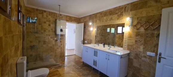 5 bedrooms Property in Kusadasi, Turkey No. 40925 15