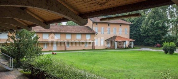 Casa de 58 dormitorios en Ozzero, Italy No. 61145 11