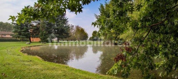 Casa de 58 dormitorios en Ozzero, Italy No. 61145 2