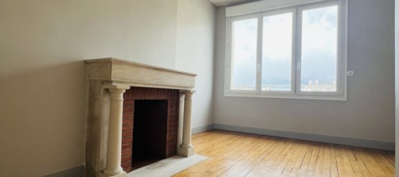 2 bedrooms Apartment in Amiens, France No. 94564 5
